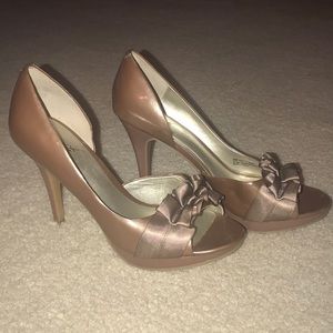 Cut out peep toe heels